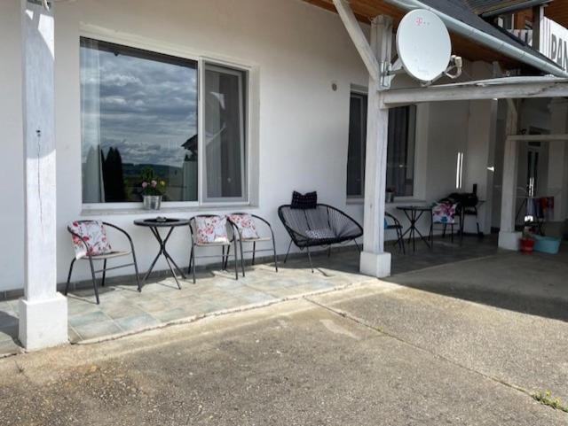 Ferienwohnung Arthaus Rönök Ronok Exterior foto