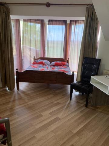 Ferienwohnung Arthaus Rönök Ronok Exterior foto